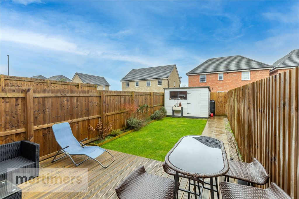 Property photo 2 of 15 Garden