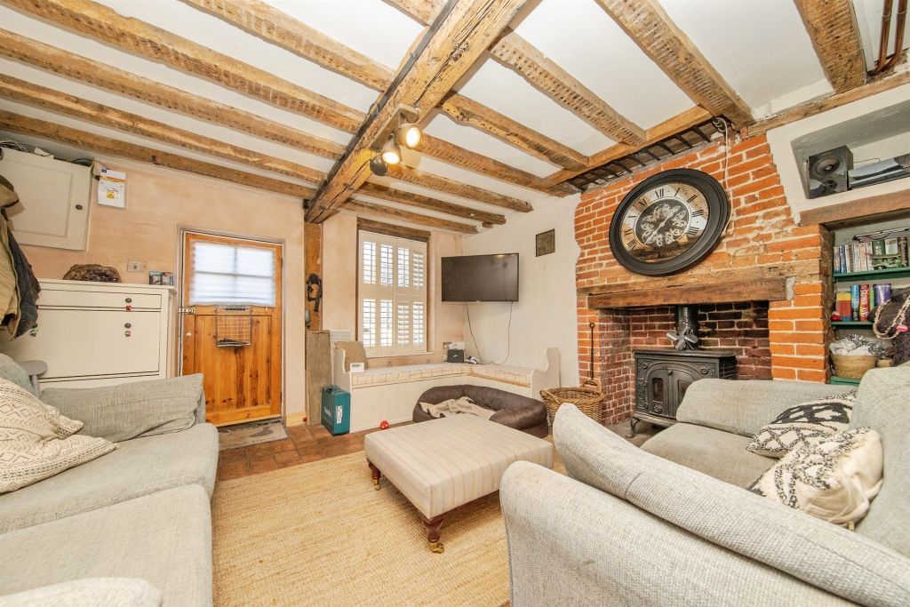 Property photo 2 of 18