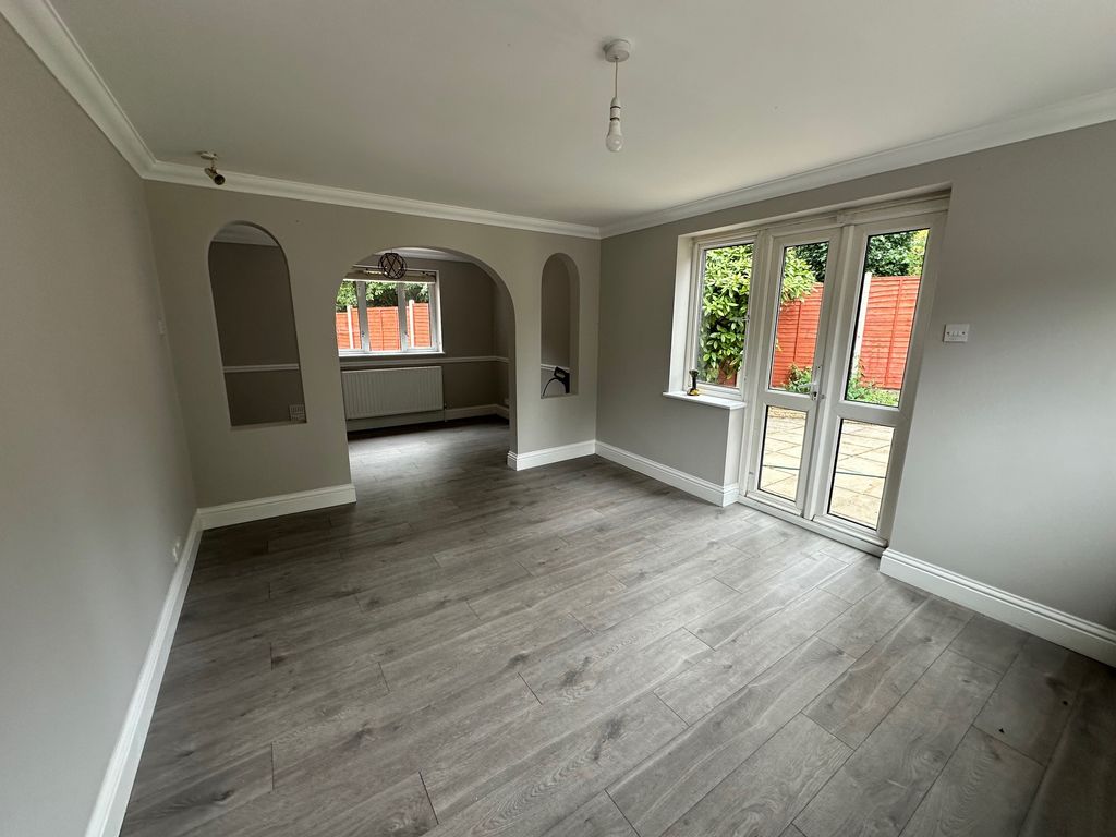 Additional image 4 of 4 bed detached house to rentKing Edwards Road, Ascot SL5