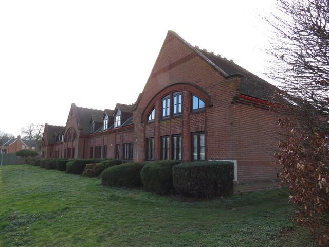 Property photo 1 of 6 Front
