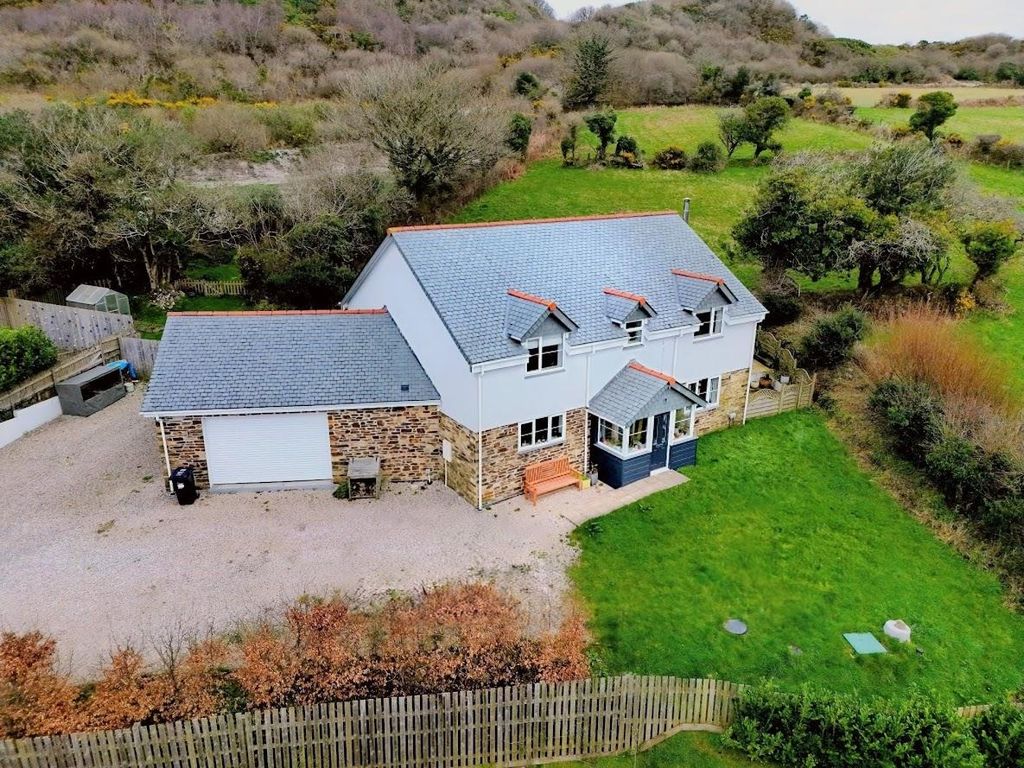 Property photo 1 of 30 Messenger_Creation_945C25Dd-De62-4957-Aee4-Fc240F6