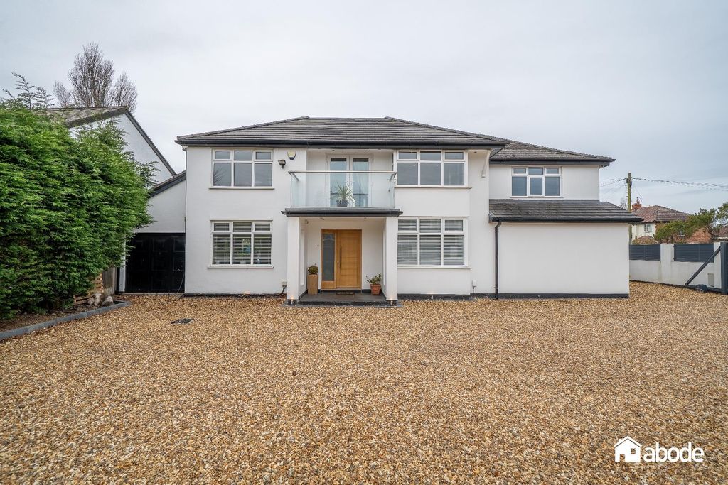 Property photo 1 of 35 Dsc01866-Hdr-36.Jpg