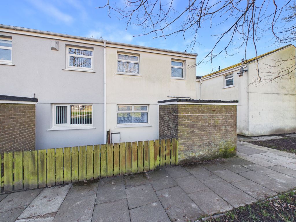 Property photo 1 of 10 External