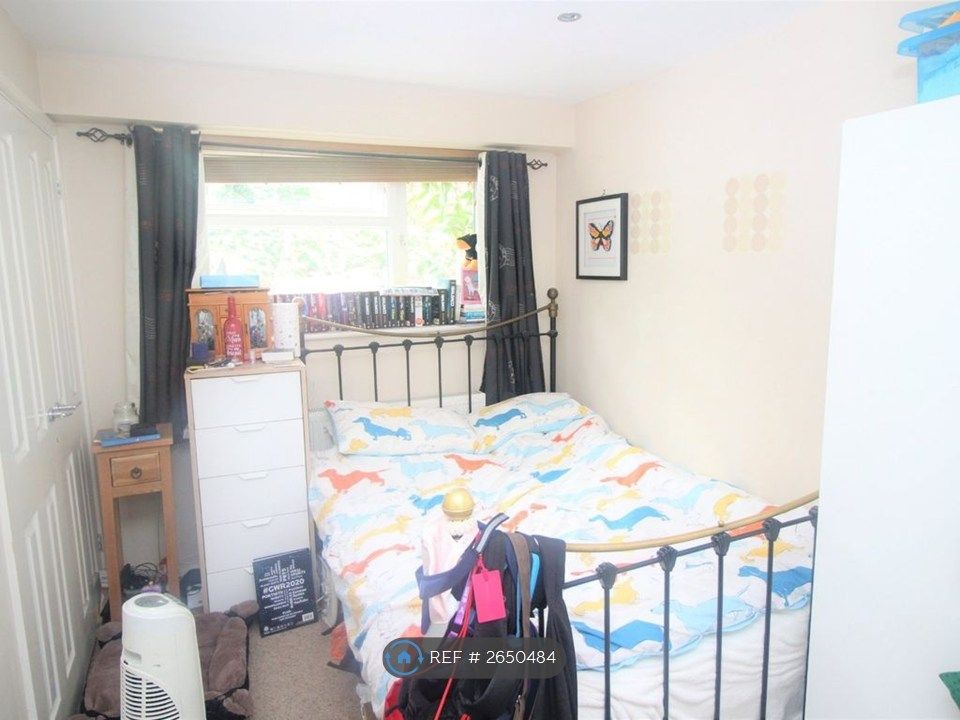 Property photo 3 of 10 Downstairs Bedroom