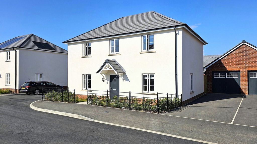 Property photo 1 of 27