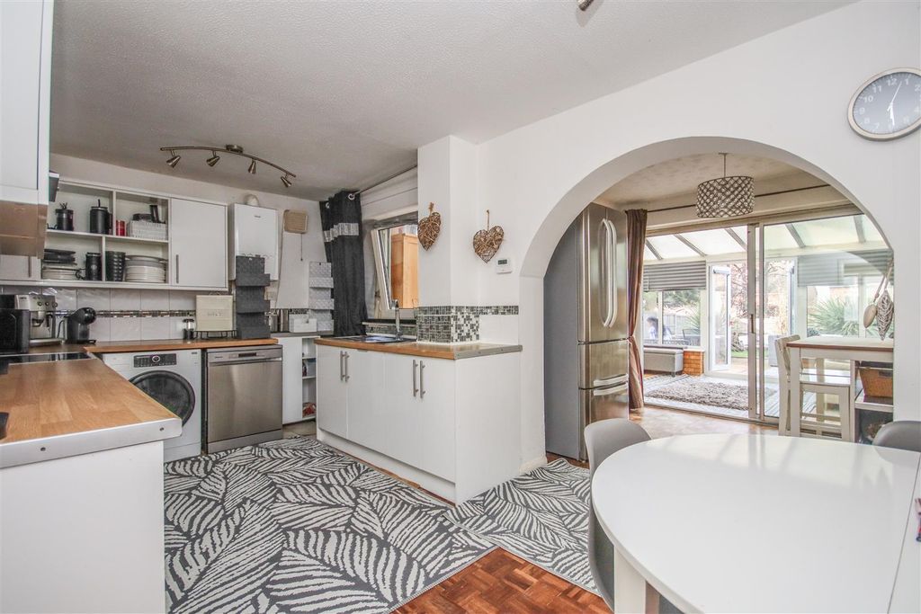 Property photo 2 of 16 Img_1264.Jpg