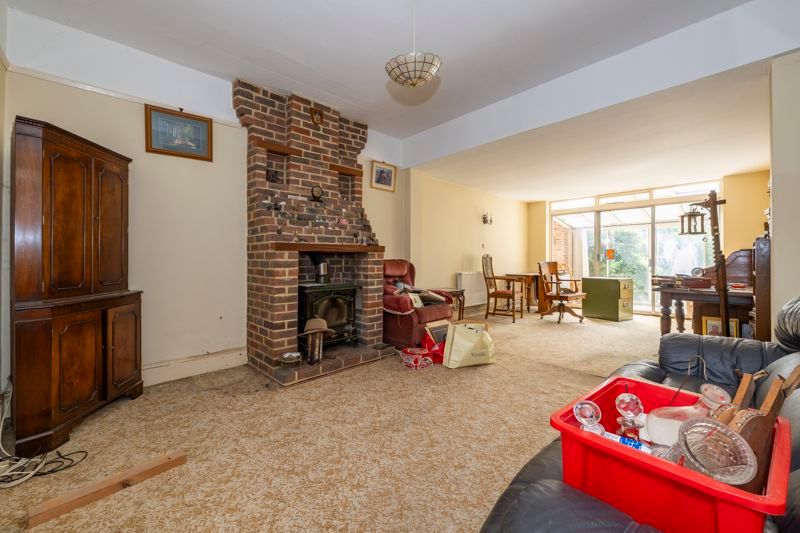 Property photo 3 of 19 Photo 11