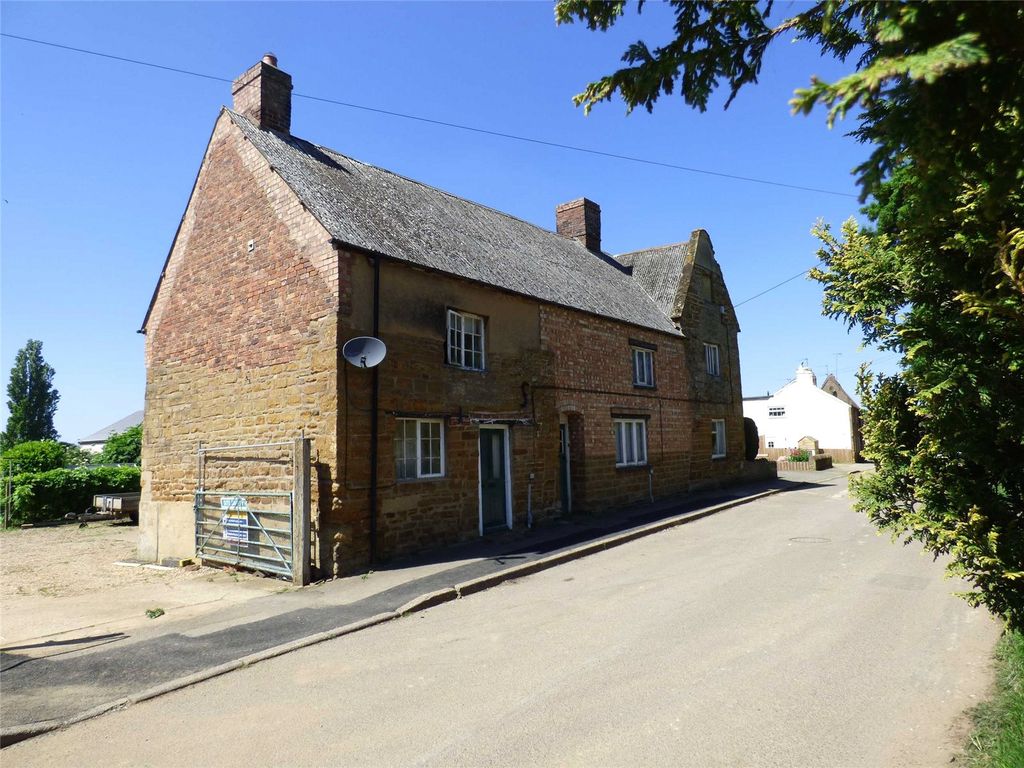 Property photo 1 of 30 Picture No. 34