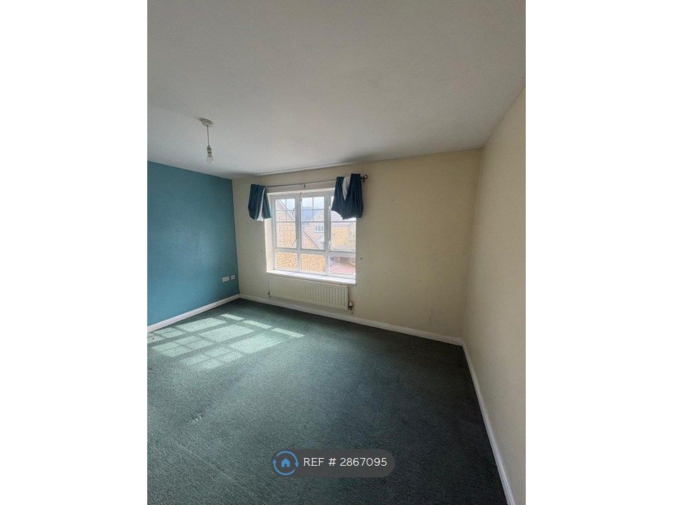 Property photo 3 of 13 Bedroom.