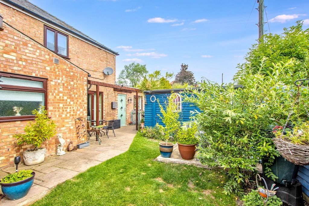 Property photo 3 of 30 4276357