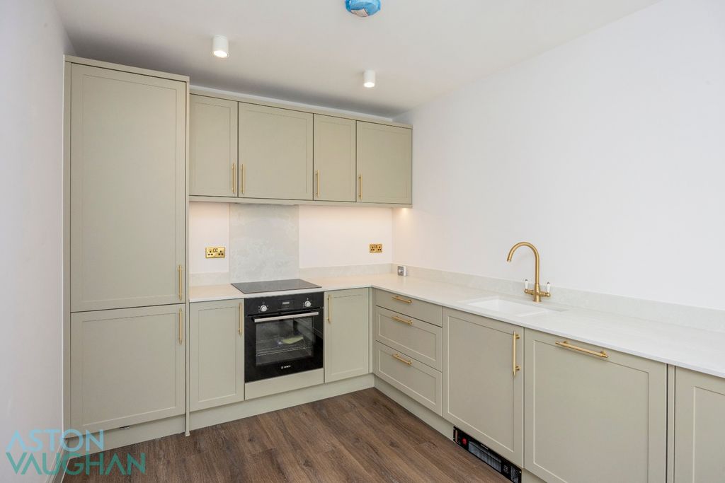 Property photo 3 of 25 5524824
