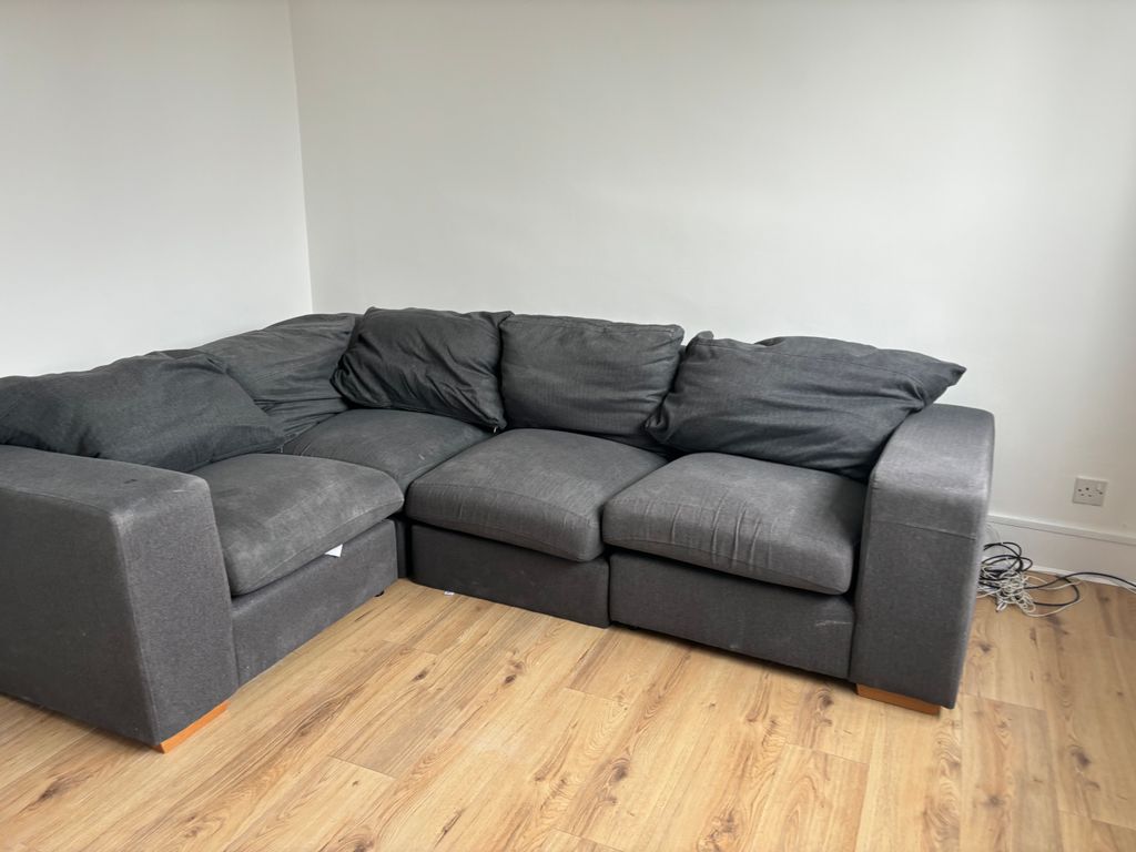 Property photo 2 of 11