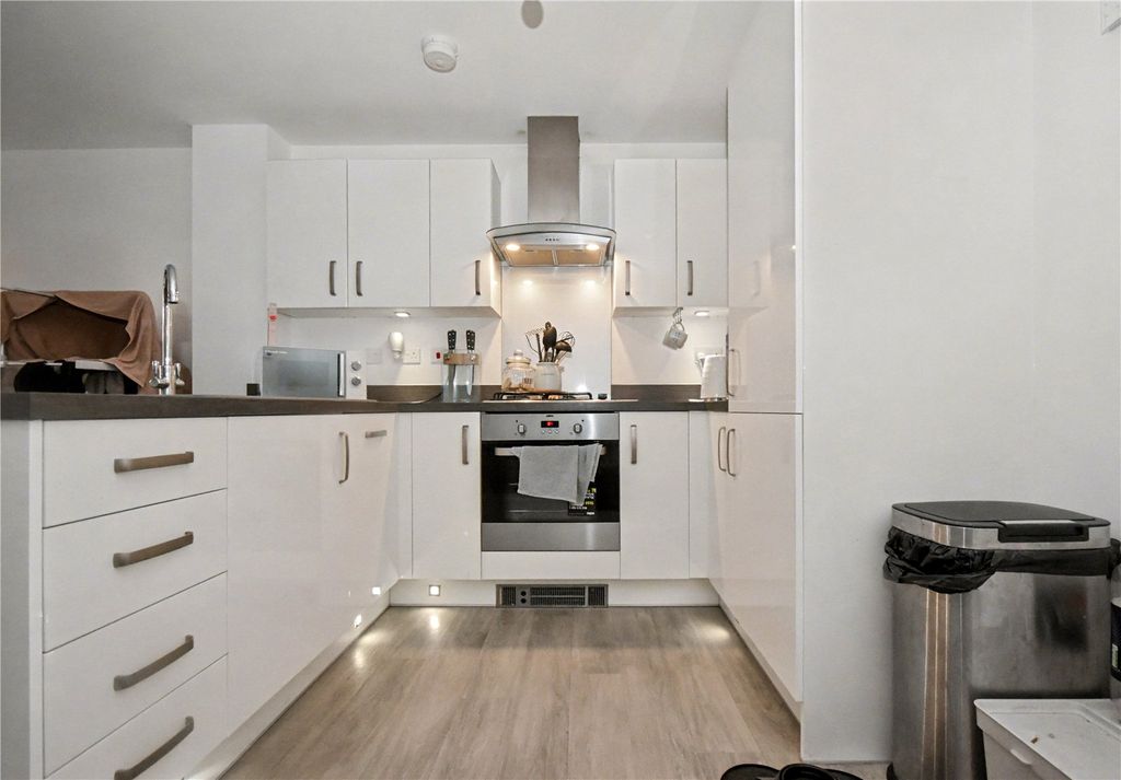 Property photo 2 of 16 Picture No. 50