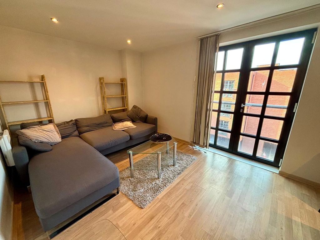 Property photo 2 of 11 Picture No. 13