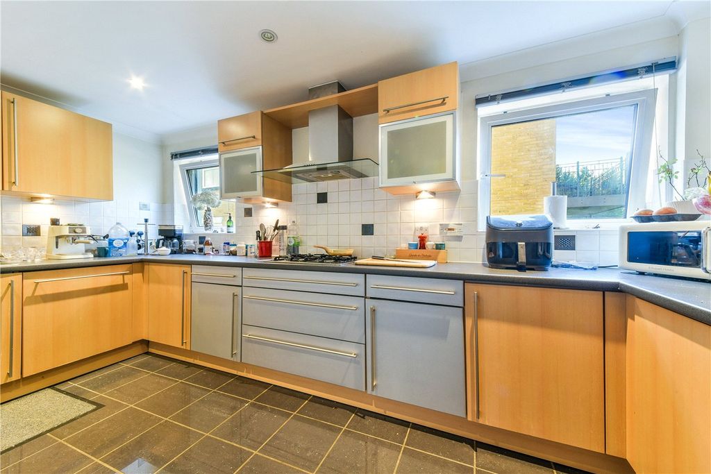 Property photo 2 of 24 Picture No. 24