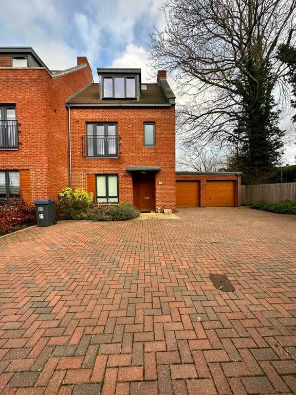 Property photo 1 of 23