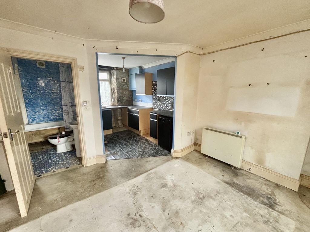 Property photo 2 of 10 Gallery