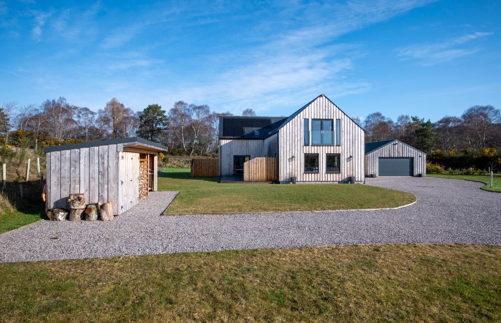 Property photo 2 of 36 Exterior Front