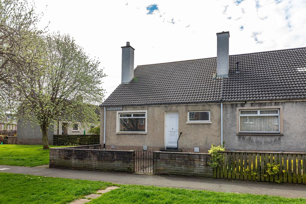 Property photo 1 of 34 1 Sprouston Road Newtown St Boswells 03.Jpg