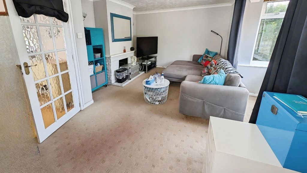 Property photo 3 of 15 Pbox-Img.Jpg