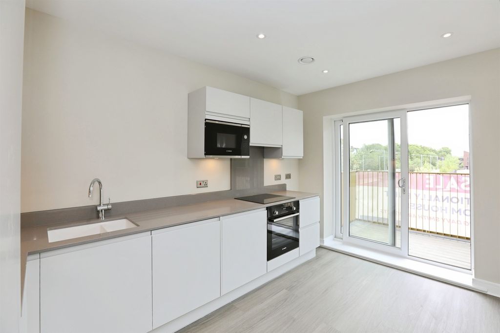 Additional image 6 of 1 bed flat for saleGoods Yard, Edenbridge TN8