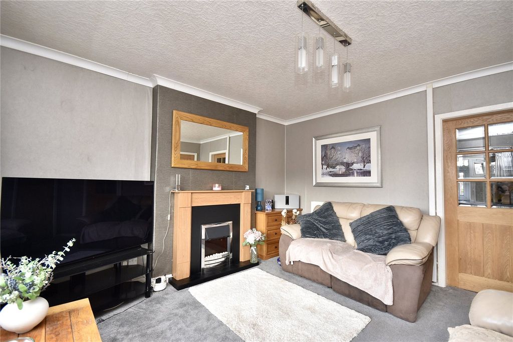 Property photo 3 of 13 Picture No. 10