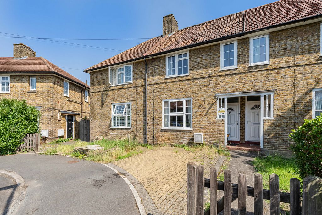 Property photo 1 of 11