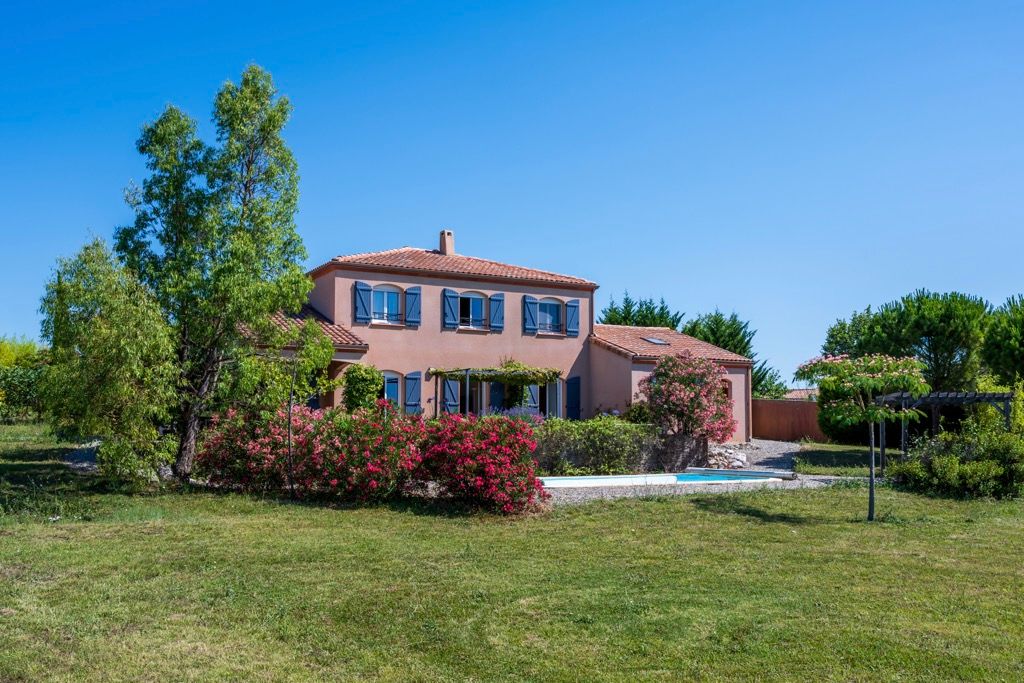 Property photo 1 of 30