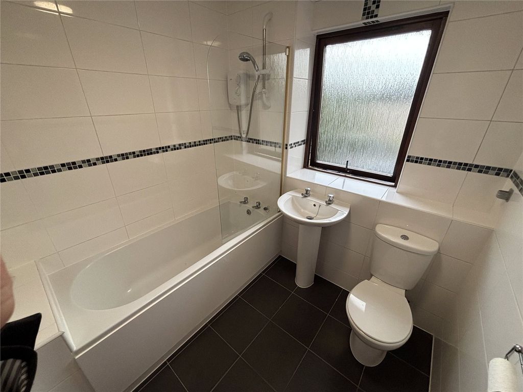 Property photo 3 of 10 Picture No. 01