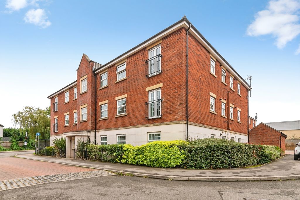 Property photo 1 of 15 Pbox-Img.Jpg