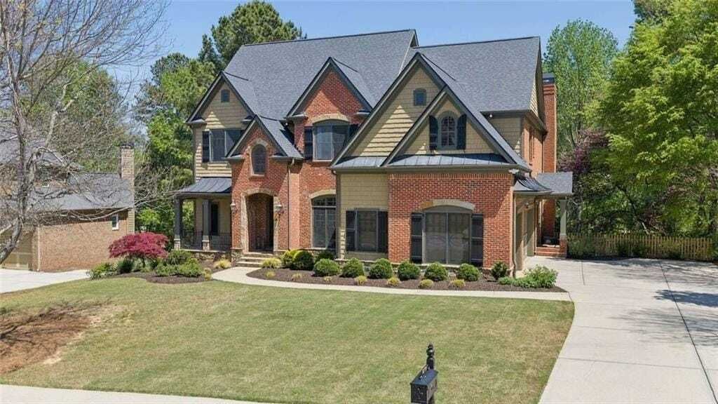 Property photo 1 of 31