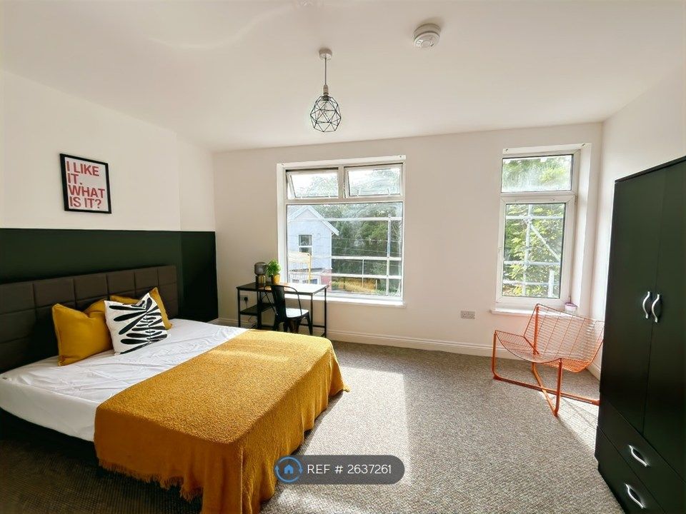 Property photo 1 of 6 Bedroom 4