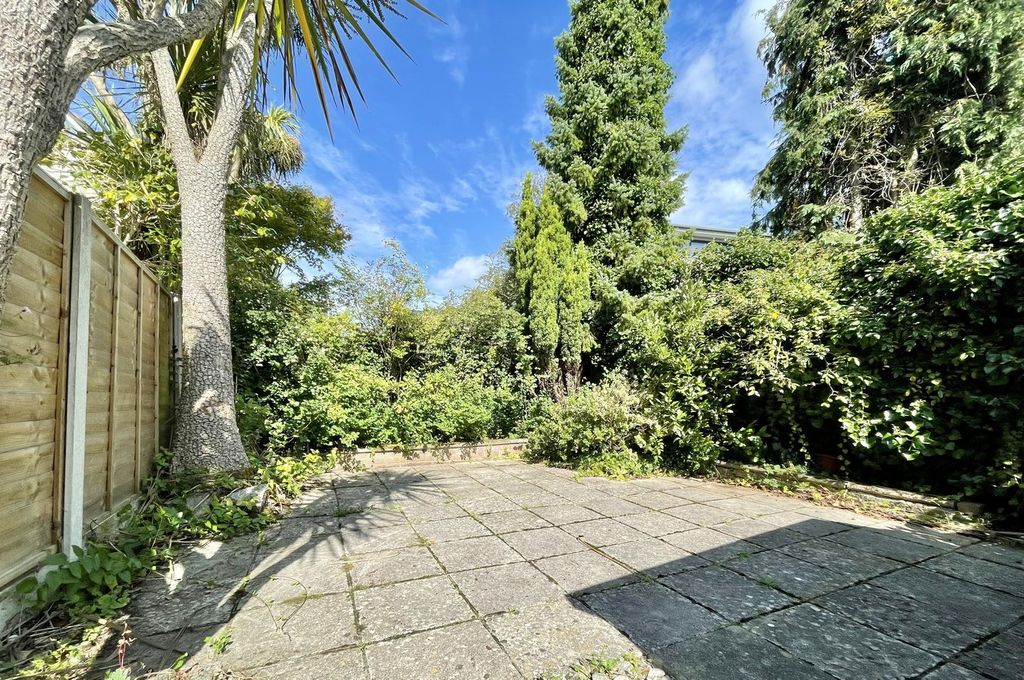 Property photo 3 of 22