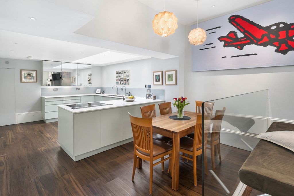 Property photo 3 of 12 Picture No. 04