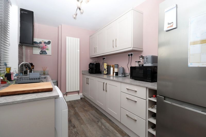 Property photo 2 of 22 Kitchen