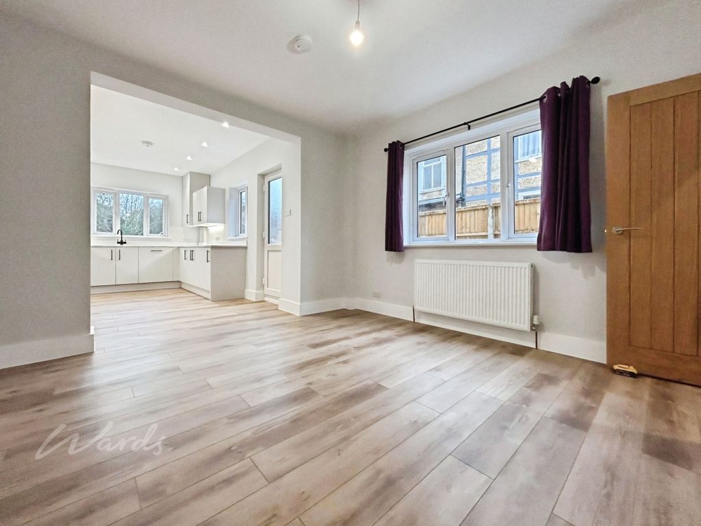 Property photo 3 of 13 Dining