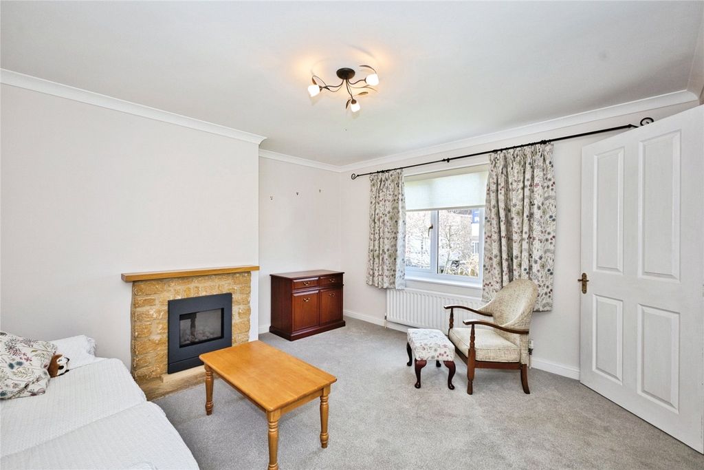 Property photo 2 of 21 Picture No. 20