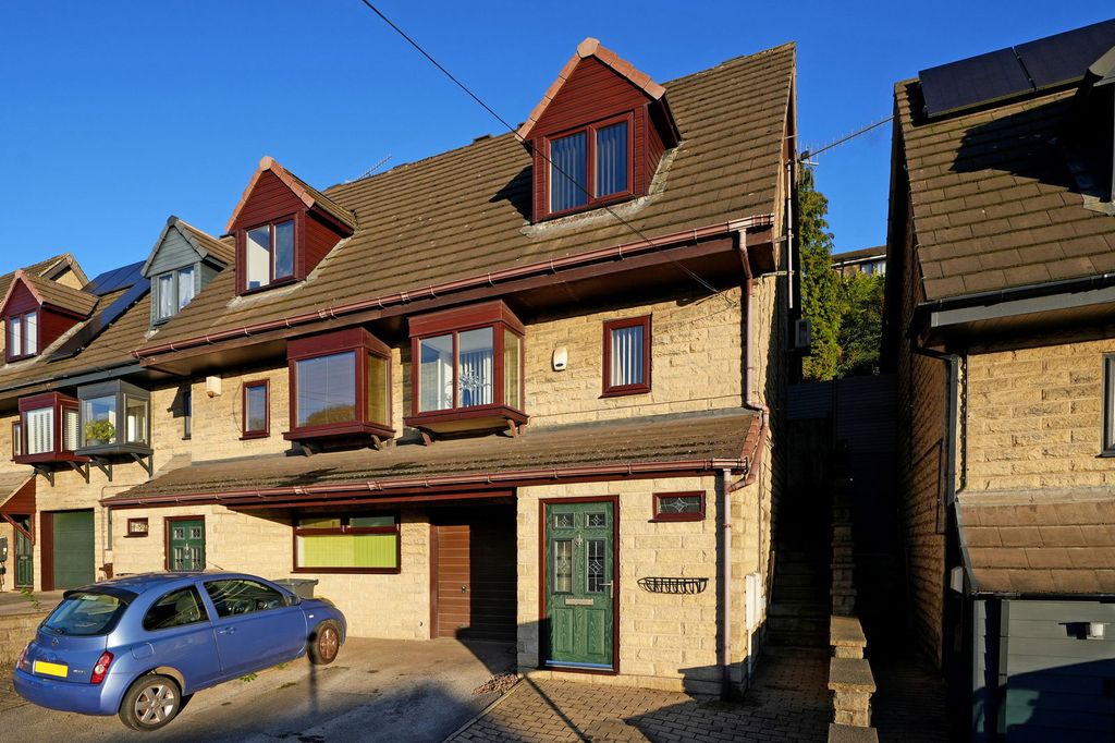 Property photo 1 of 26