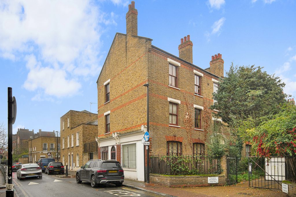 Property photo 1 of 7 Picture No. 21