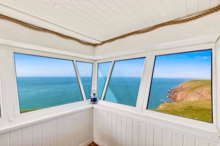 Property photo 3 of 25 Gallery