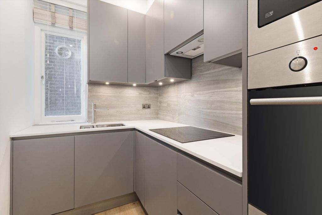 Property photo 2 of 9 1000013