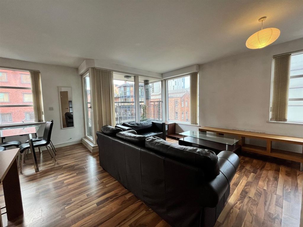 Property photo 3 of 13