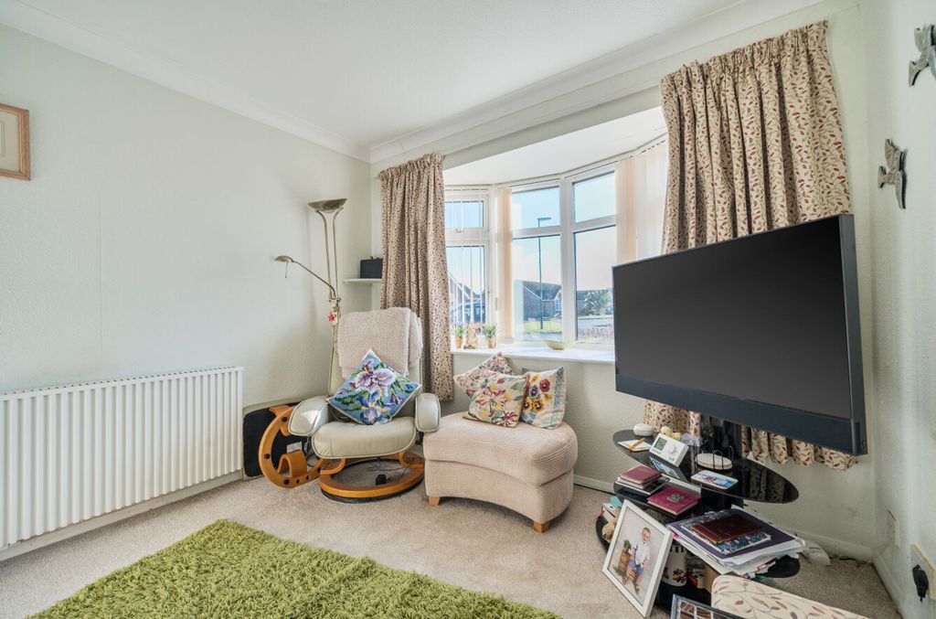 Property photo 3 of 23