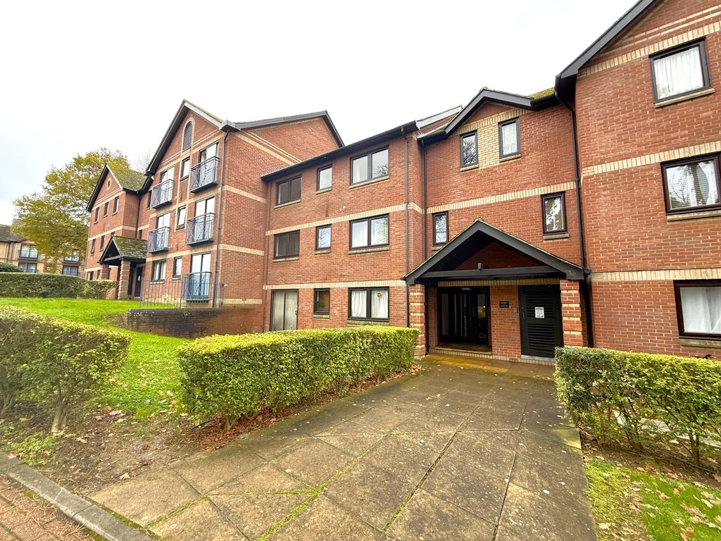 Property photo 1 of 12