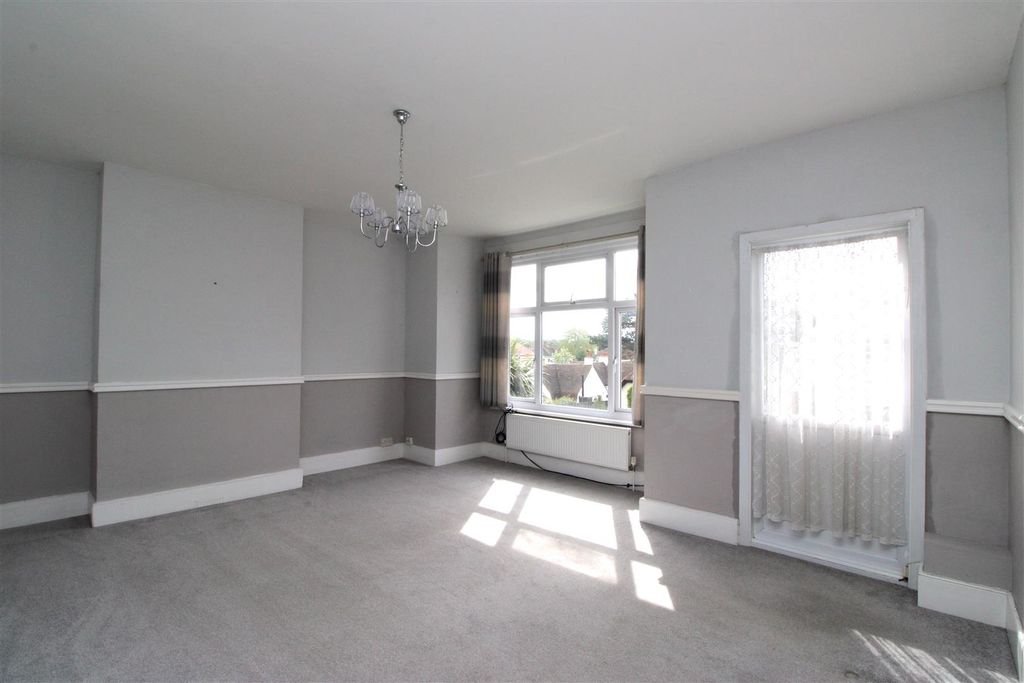 Property photo 2 of 13 Img_0715.Jpg