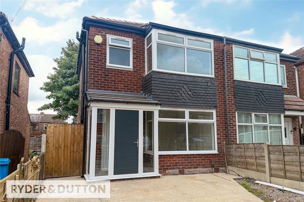 Property photo 1 of 18 Front External