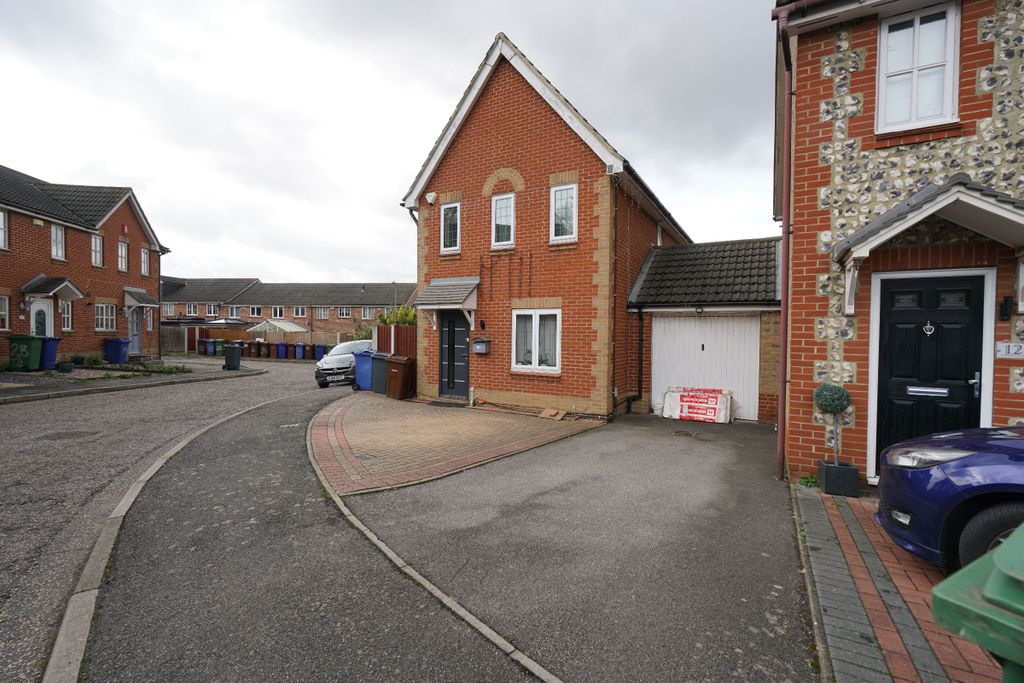 Property photo 1 of 22