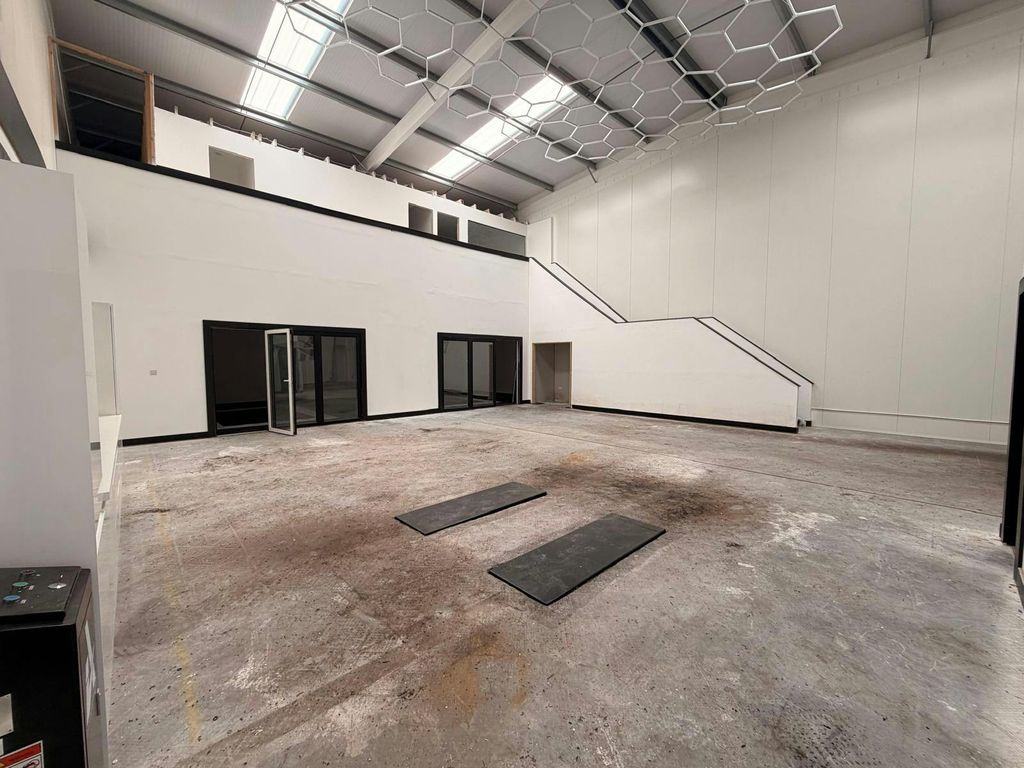 Property photo 3 of 14 Whatsapp Image 2026-03-18 At 11.46.13 Am.Jpeg