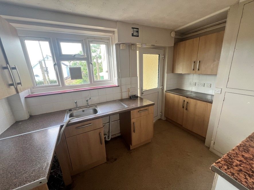 2 bed flat for sale16 Ashley Road, Okehampton, Devon EX20 photo 5