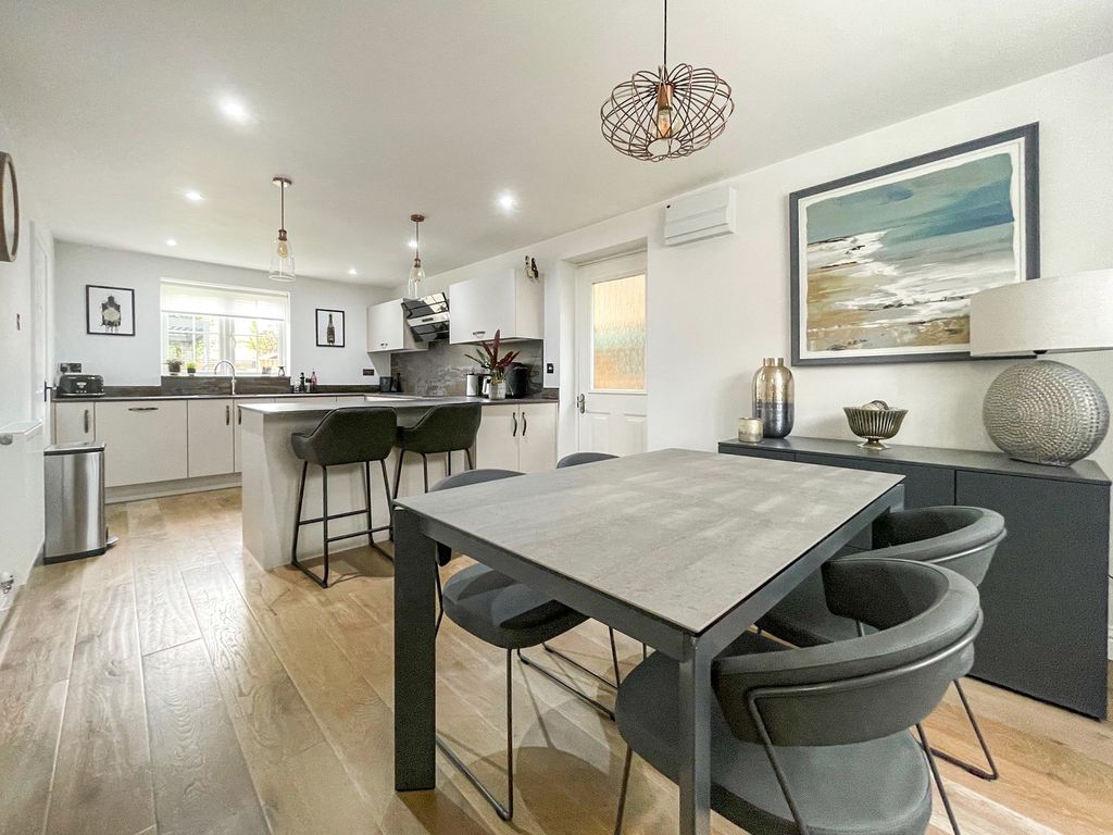 Property photo 3 of 15 15
